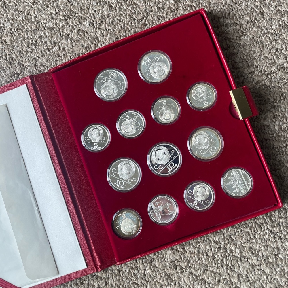 1980 Russian Olympic silver commemorative coin set. - Picture 2 of 5